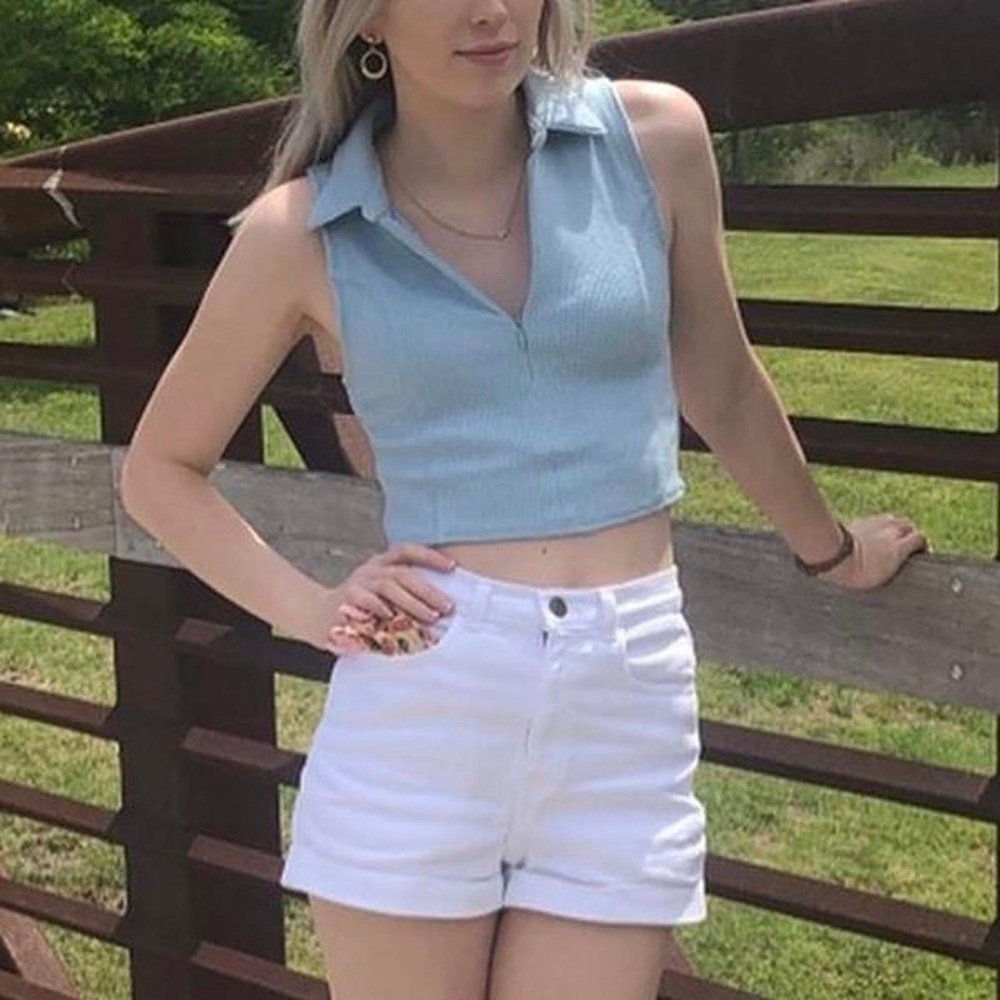 Forever 21 ribbed sleeveless quarter zip crop top